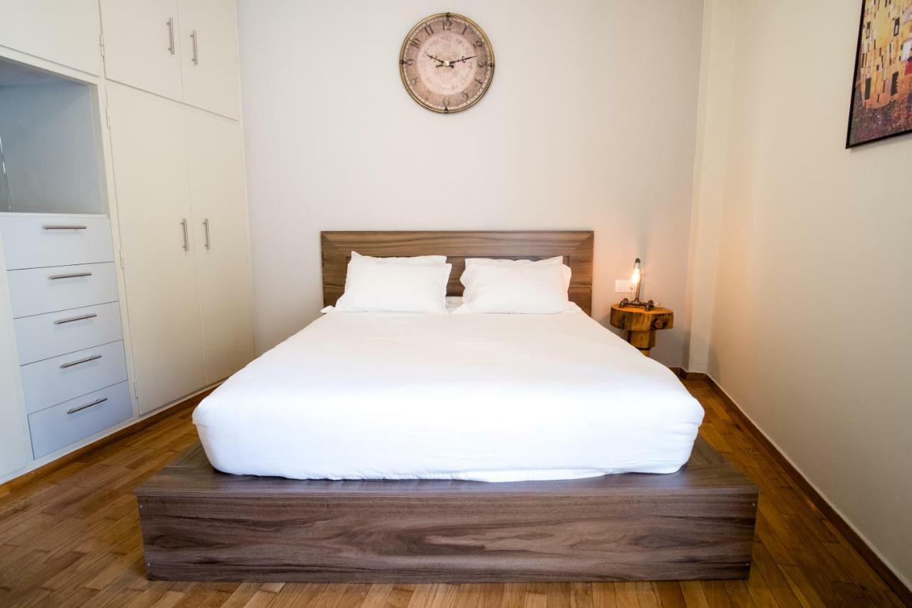 Comfy Apartment Of 104 M² Near Metro! Atene Esterno foto