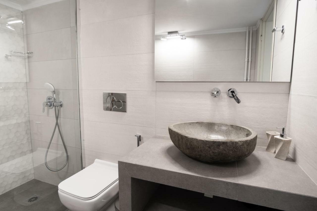 Comfy Apartment Of 104 M² Near Metro! Atene Esterno foto