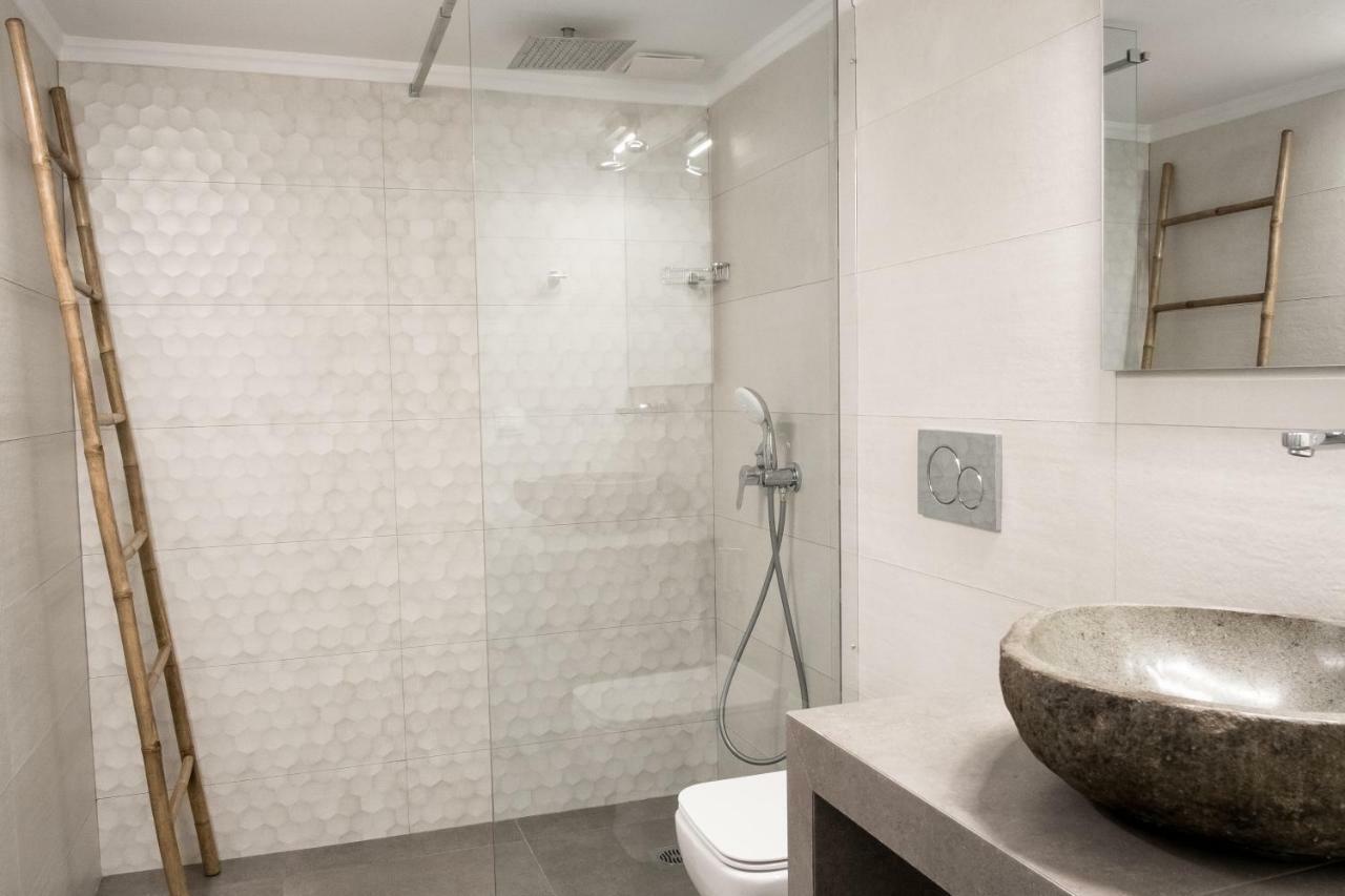 Comfy Apartment Of 104 M² Near Metro! Atene Esterno foto